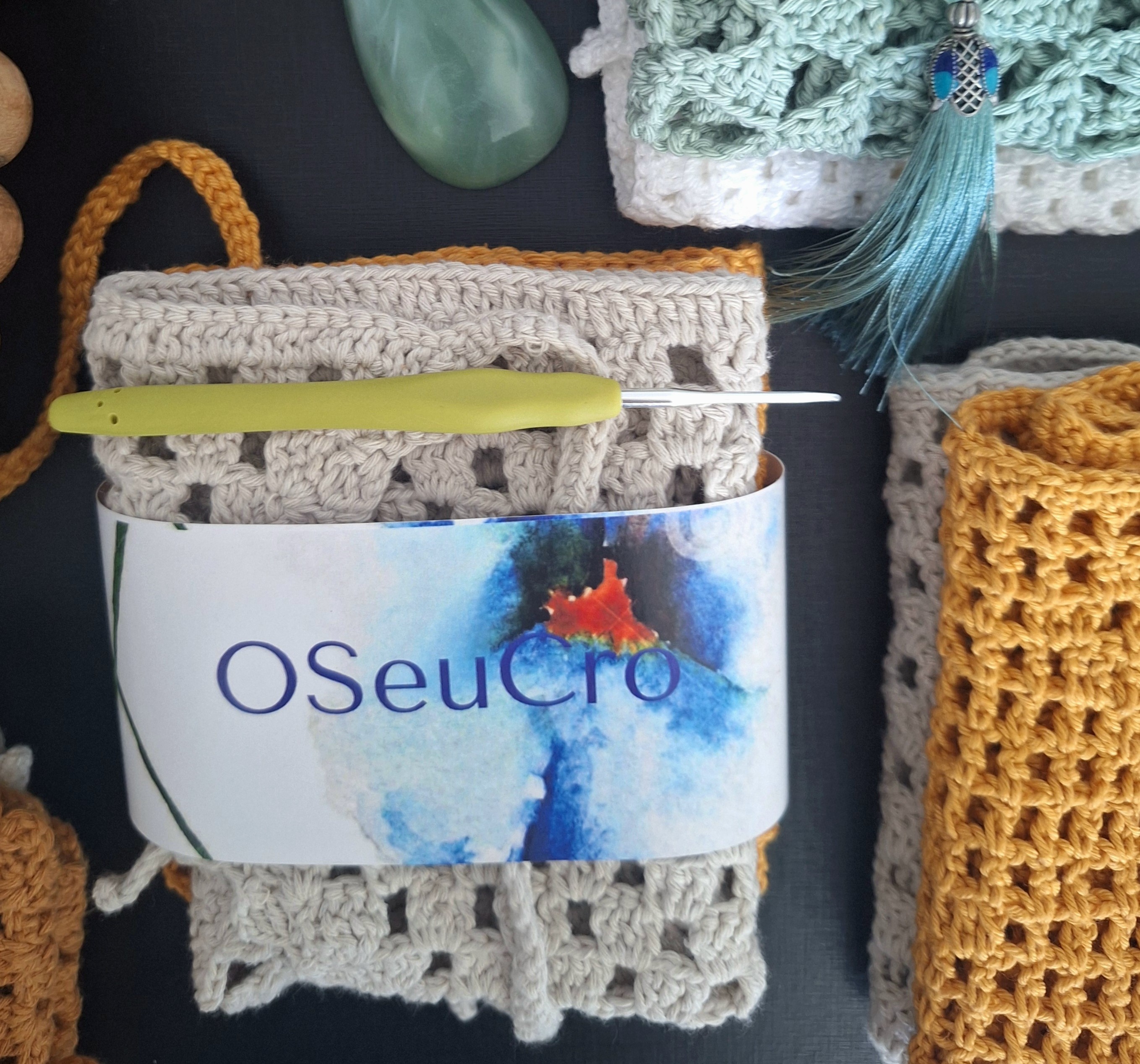 Peça oseucro em crochê